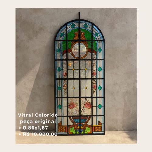 Vitral Antigo Colorido Original 0,87 x 1,87 m – Peça Exclusiva
