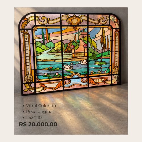 Vitral Antigo Colorido com Lago e Cisnes – Peça Original
