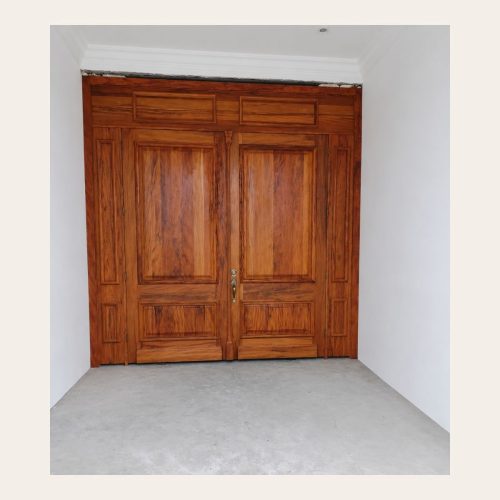 Porta Dupla Peroba Rosa 2,00 x 2,40 m Sob Encomenda