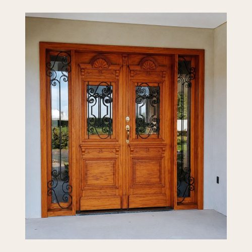 Porta Dupla Peroba Rosa 2,70x2,35 Sob Encomenda